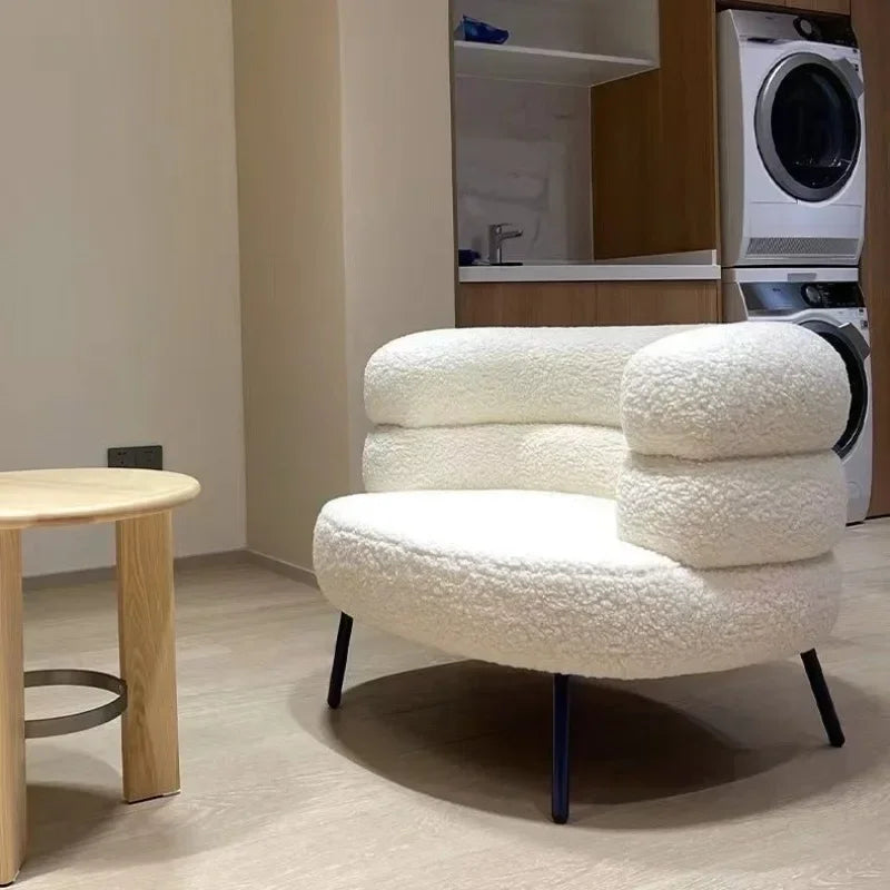 Sherpa Luxe Lounge Chair – Cozy Nordic Design for Any Living Space